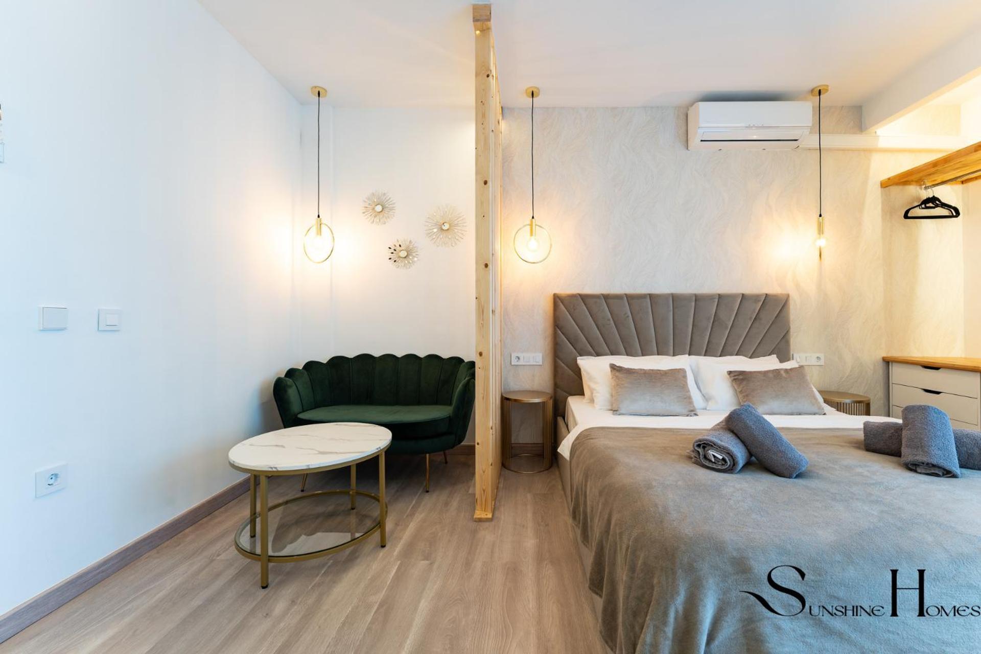 Seaview Beachfront Studio With Aqua Park & Balcony Benalmádena Kültér fotó